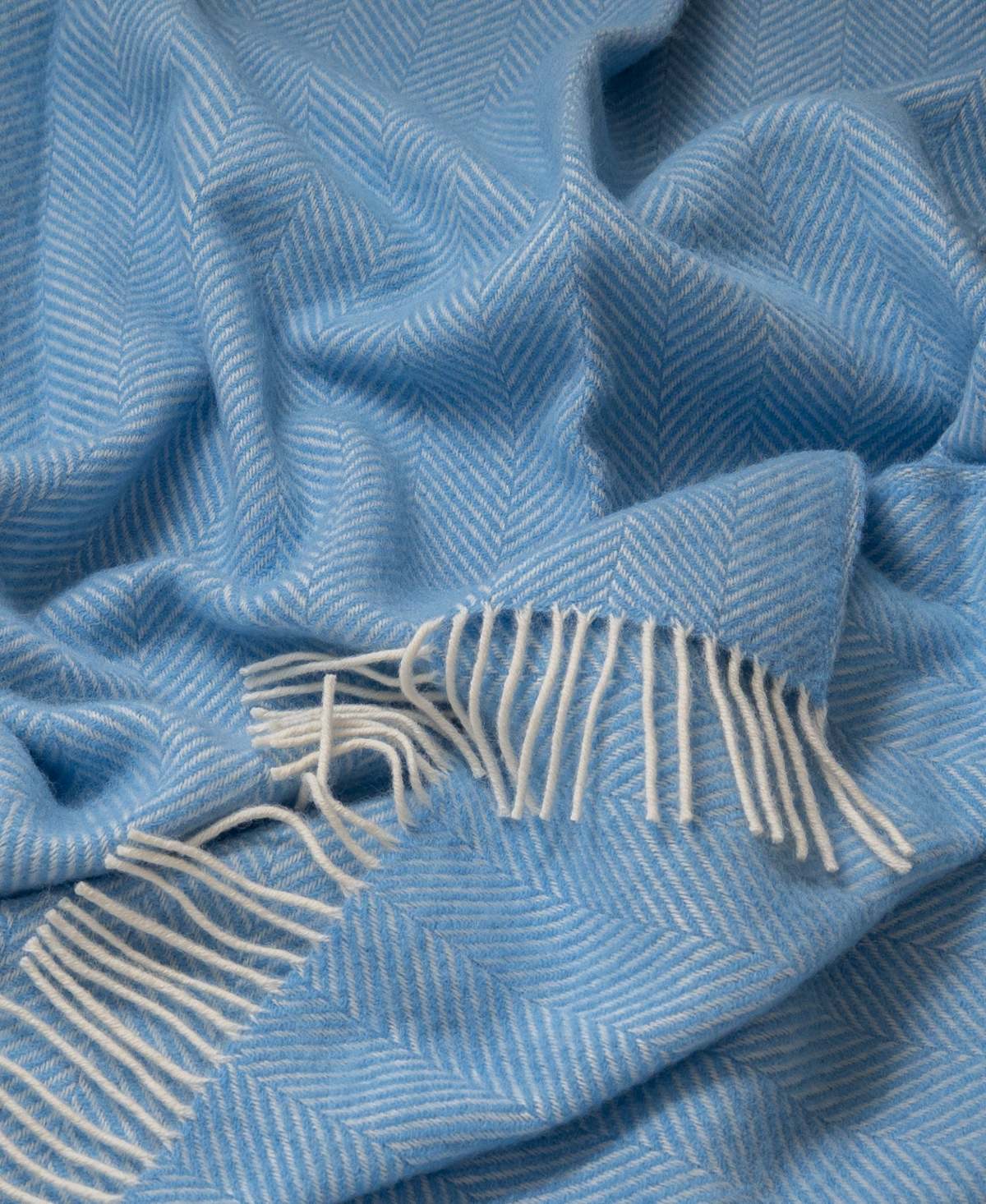 Prince of Scots Highland Tweeds Herringbone Pure New Wool Throw - Sky Blue - Image 2 of 8