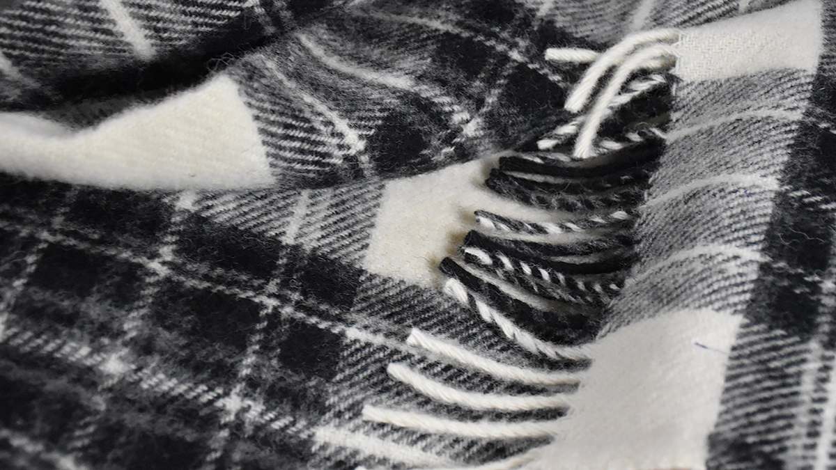 Prince of Scots Highland Tweeds Pure New Wool Fluffy Throw - Grey Dress Stewart - Image 5 of 5