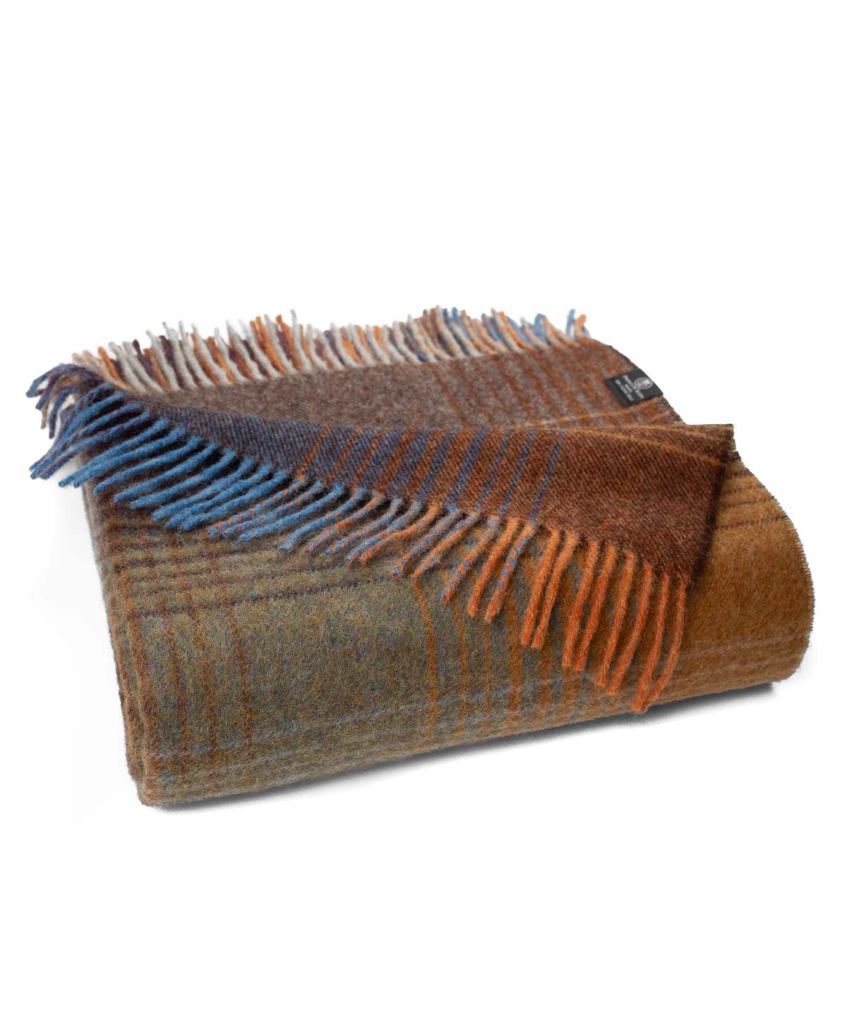 Prince of Scots Highland Tweeds Shetland Lambswool Throw - Ombre Burgundy - Image 3 of 10