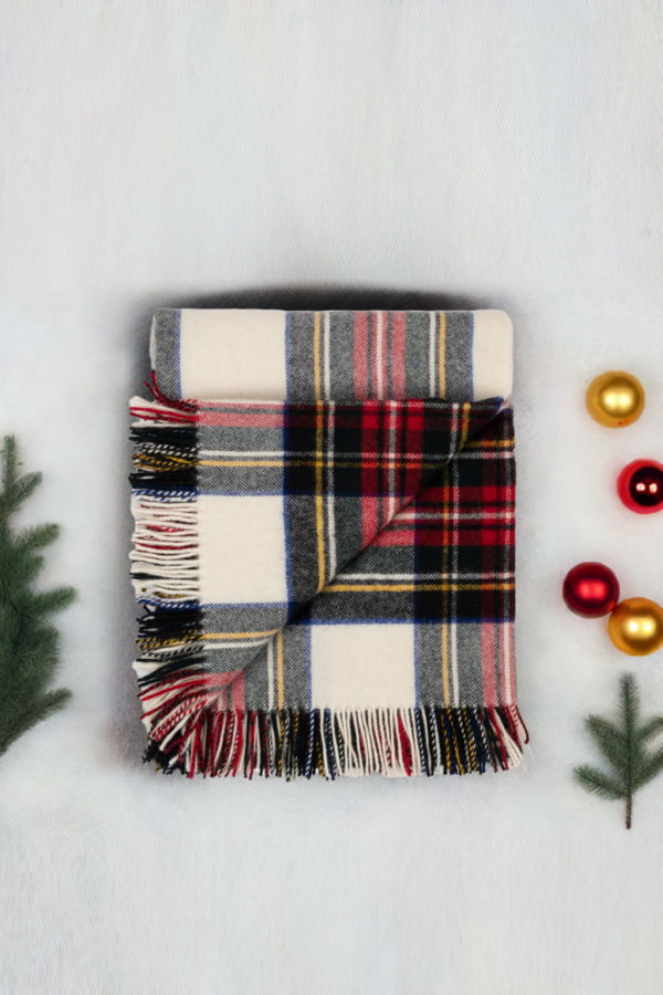 Prince of Scots Highland Tweeds Shetland Lambswool Throw - Dress Stewart