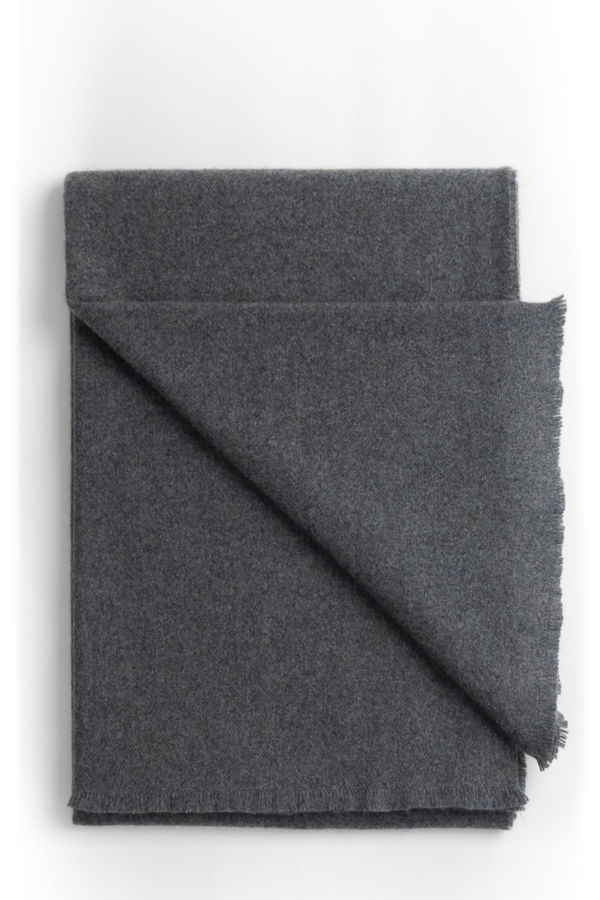 Prince of Scots Luxury Cashmere Throw - Charcoal