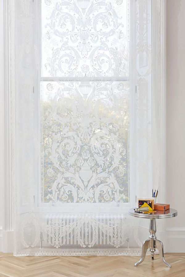 Prince of Scots Premium Lace Panels: The Wreath