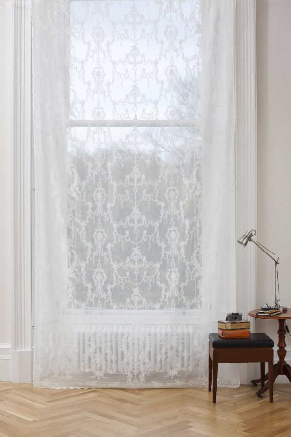 Prince of Scots The Linda Premium Sheer Panel