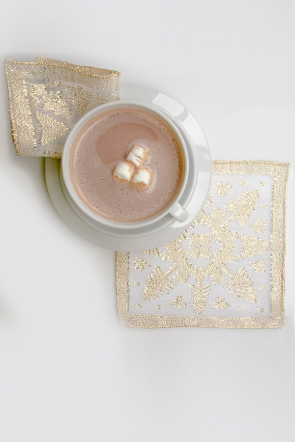 Prince of Scots Scottish Leno Gauze Cocktail Napkins - White/Gold