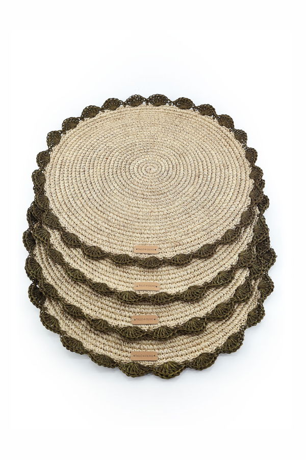 Tallo de Olivo S/4 Hand Crocheted Round Placemat