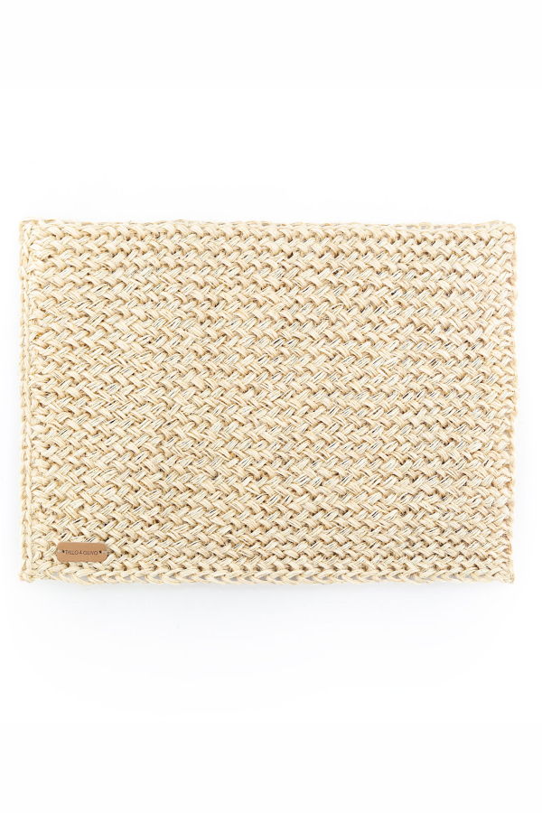 Tallo de Olivo Set of 4 White Placemats with Golden Thread