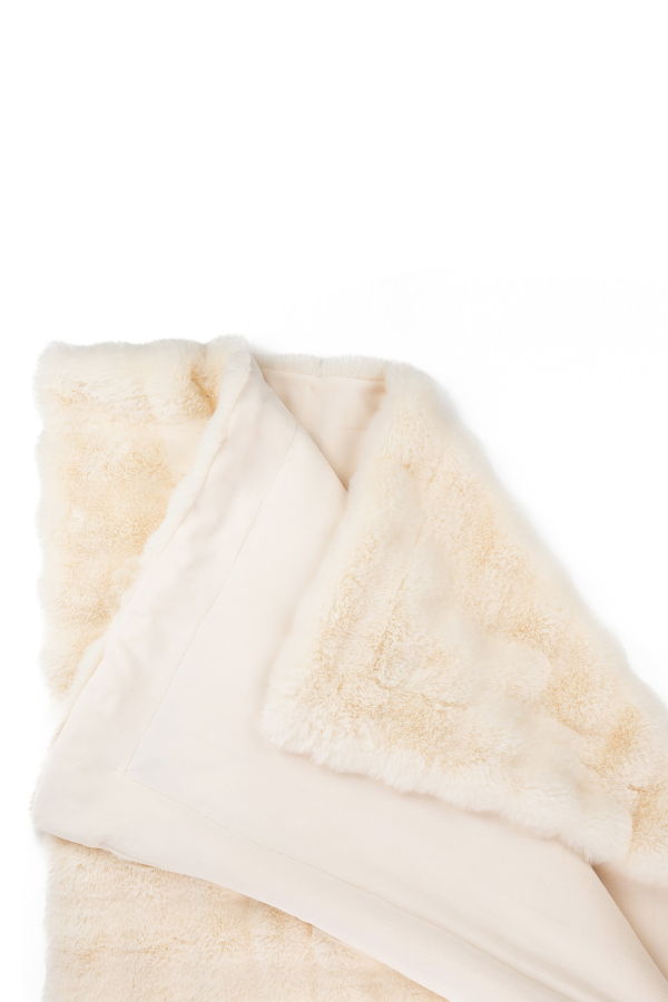 Prince of Scots Southampton Home Cloud Throw - Champagne