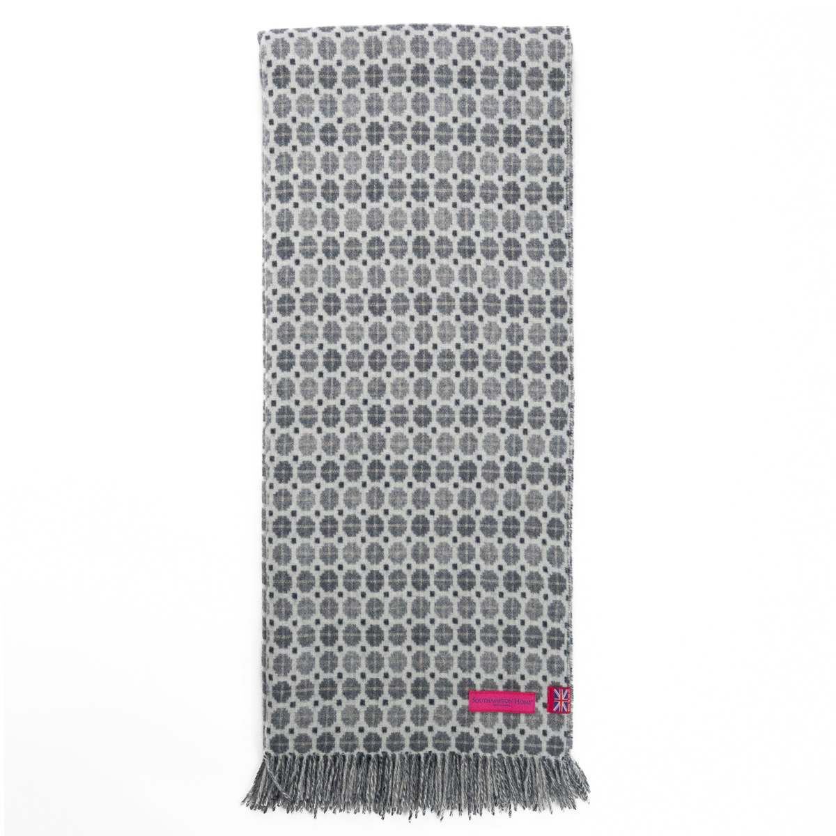 Prince of Scots Southampton Home Merino Wool Medallion Throw - Image 7 of 9