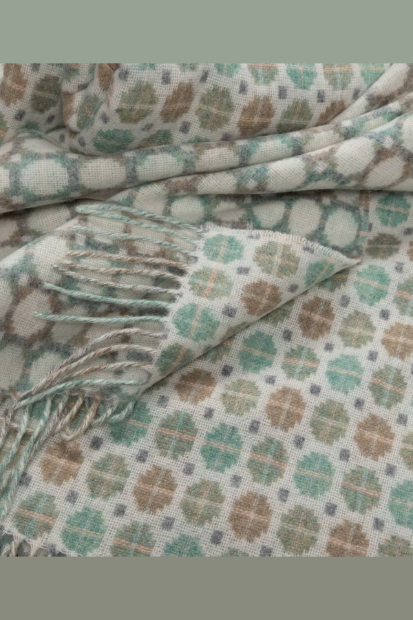Prince of Scots Southampton Home Merino Wool Medallion Throw - Mint