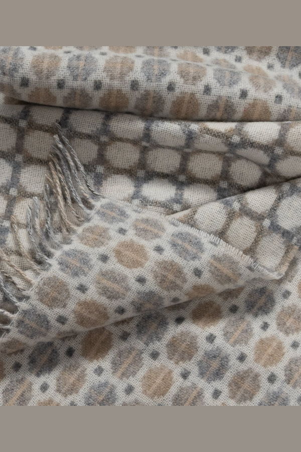 Prince of Scots Southampton Home Merino Wool Medallion Throw - Natural