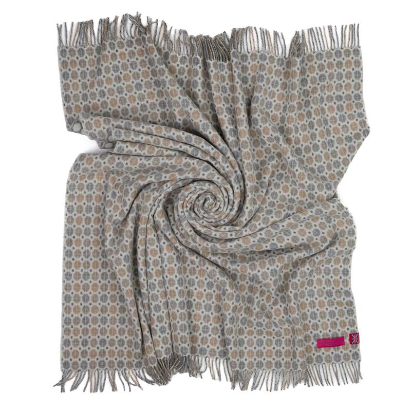 Prince of Scots Southampton Home Merino Wool Medallion Throw - Natural
