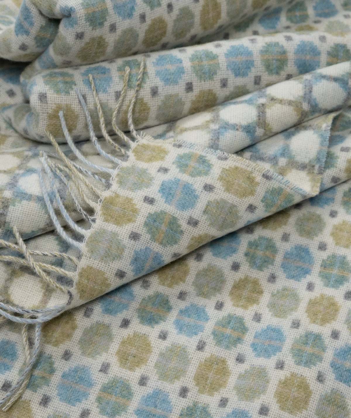 Prince of Scots Southampton Home Merino Wool Medallion Throw Blanket - Sky - Image 2 of 9