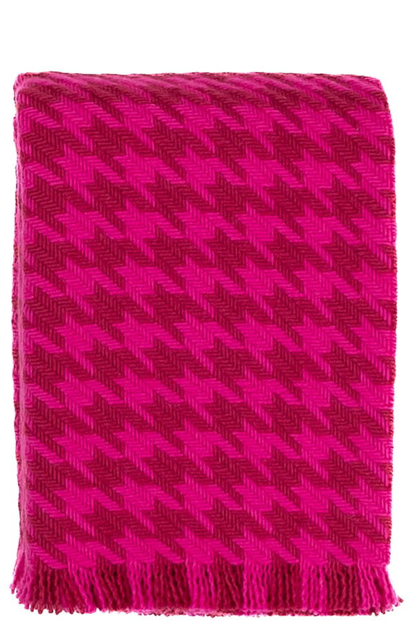 Prince of Scots Southampton Home Naturally Weighted Houndstooth Throw