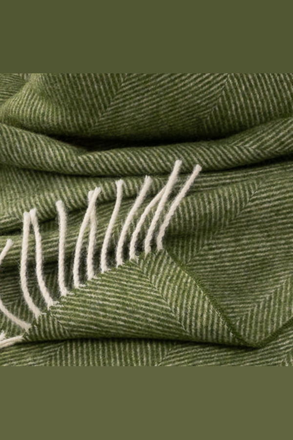 Prince of Scots Southampton Home Shetland Lambswool Herringbone Throw Blanket - Evergreen