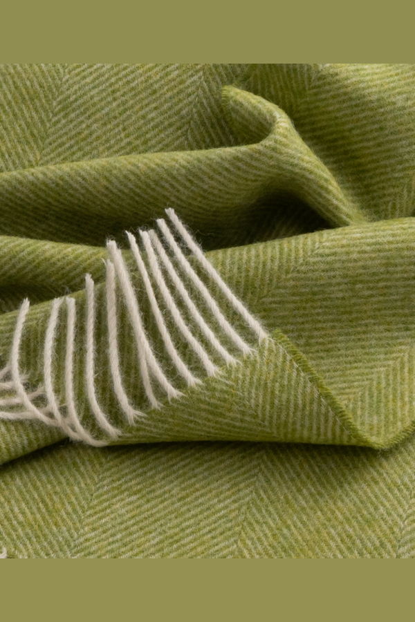 Prince of Scots Southampton Home Shetland Lambswool Herringbone Throw