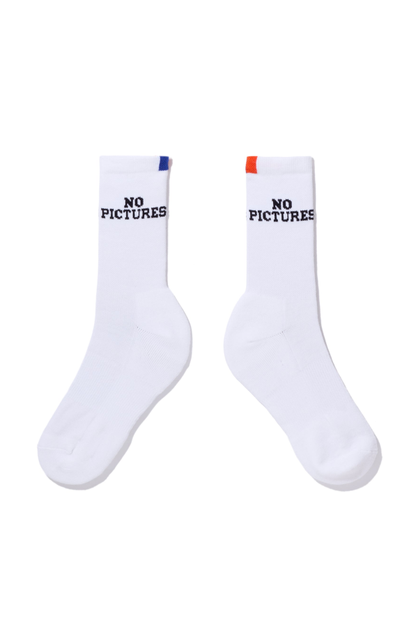 Kule The No Pictures Socks - White