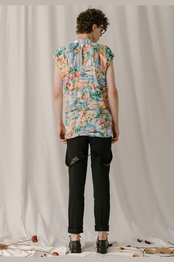 Geoffrey B. Small Darted Capsleeve Shirt - h.w. floral print