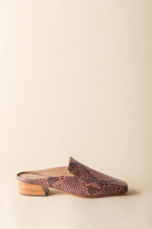 Huma Blanco Felix Loafer Mule