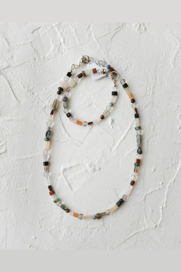 Sea + Pattern Red Palette Necklace