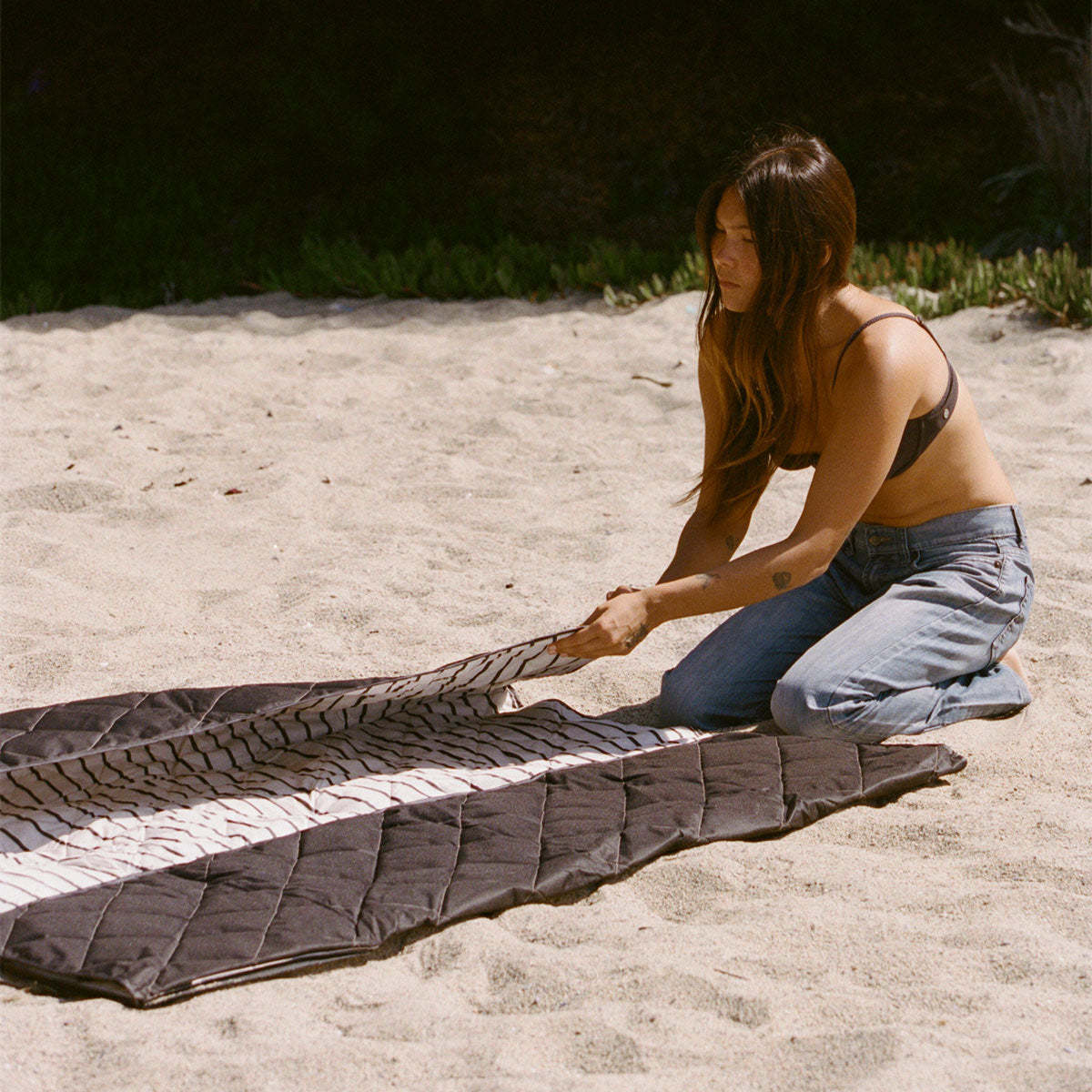 Slowtide Koko Packable Picnic Blanket - Image 5 of 7