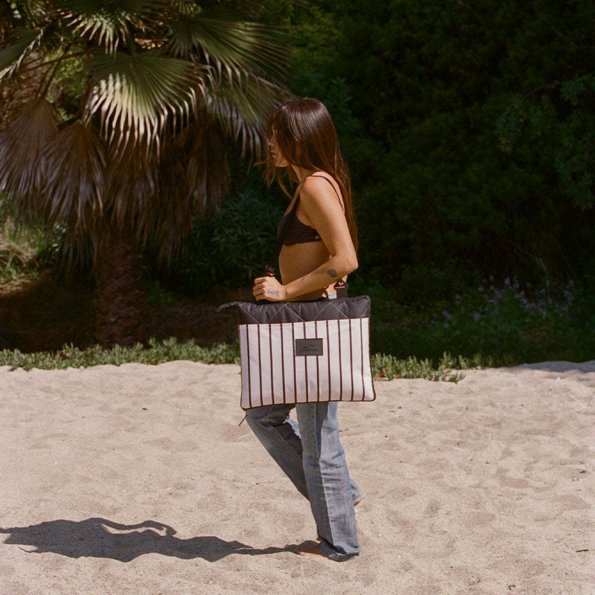 Slowtide Koko Packable Picnic Blanket - Image 6 of 7