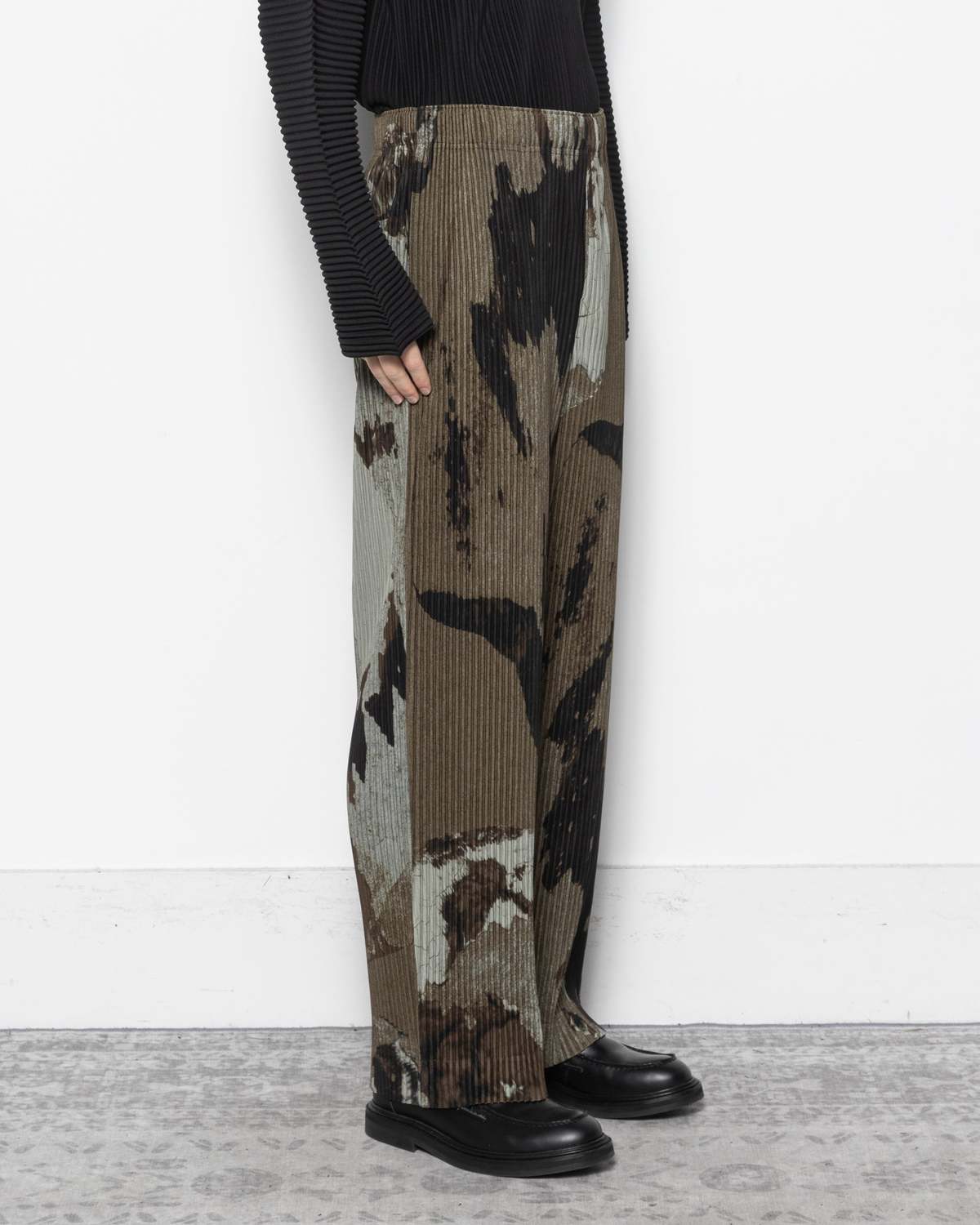 HOMME PLISSE ISSEY MIYAKE Painted Stone Pants - Image 2 of 5