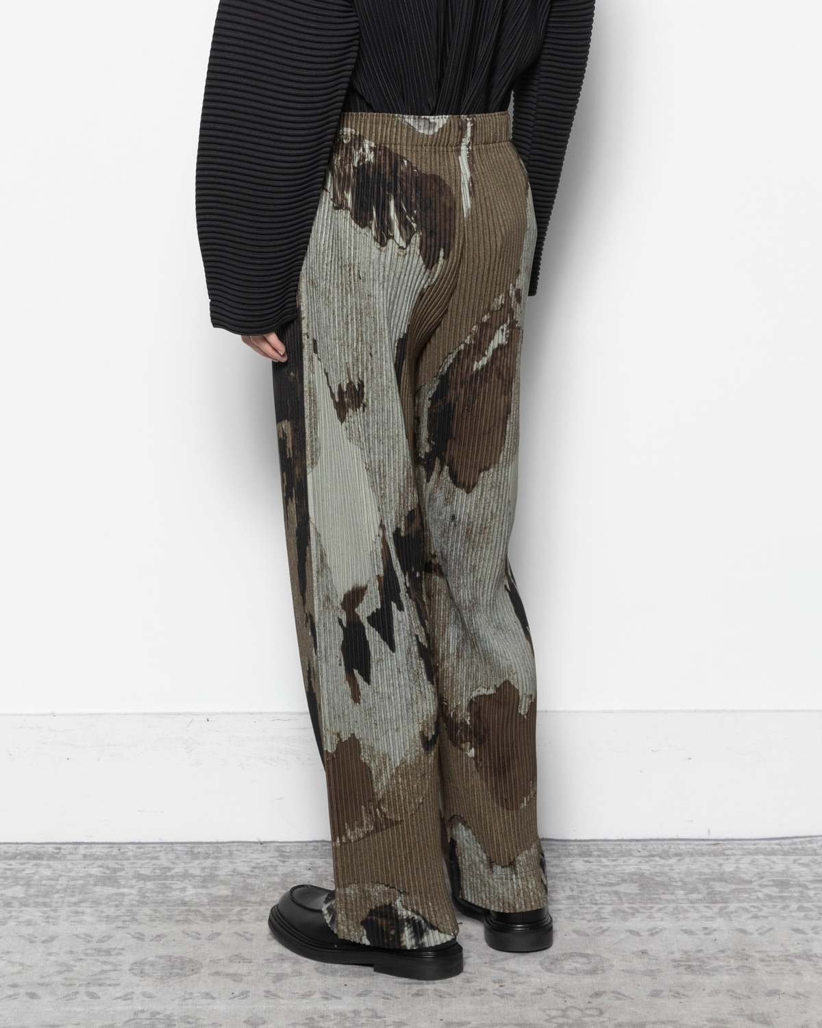 HOMME PLISSE ISSEY MIYAKE Painted Stone Pants - Image 3 of 5