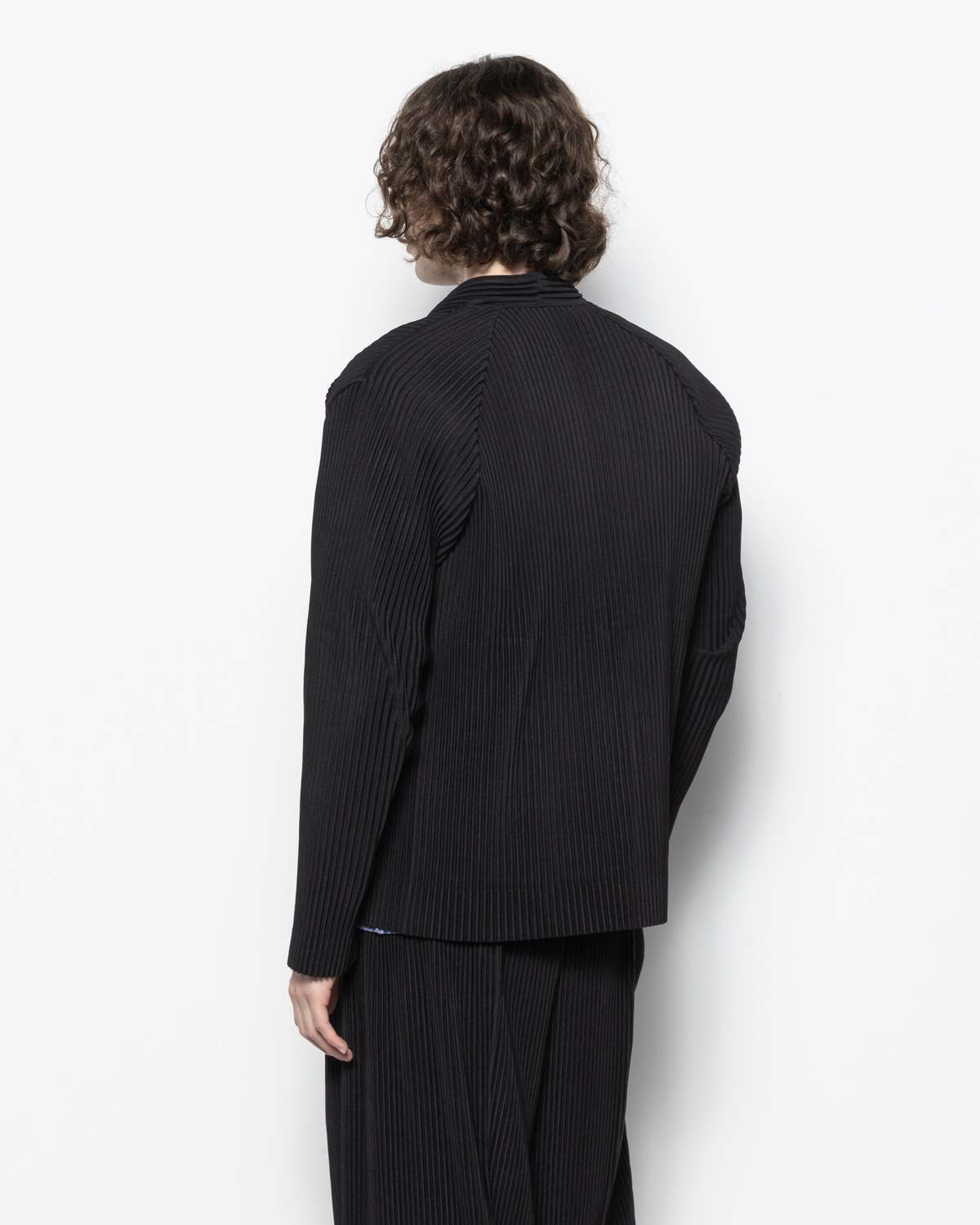 HOMME PLISSE ISSEY MIYAKE Quarry Jacket - Black - Image 3 of 5