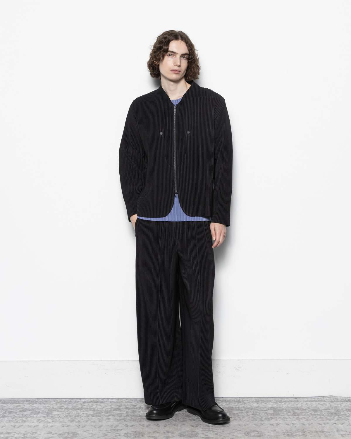 HOMME PLISSE ISSEY MIYAKE Quarry Jacket - Black - Image 4 of 5