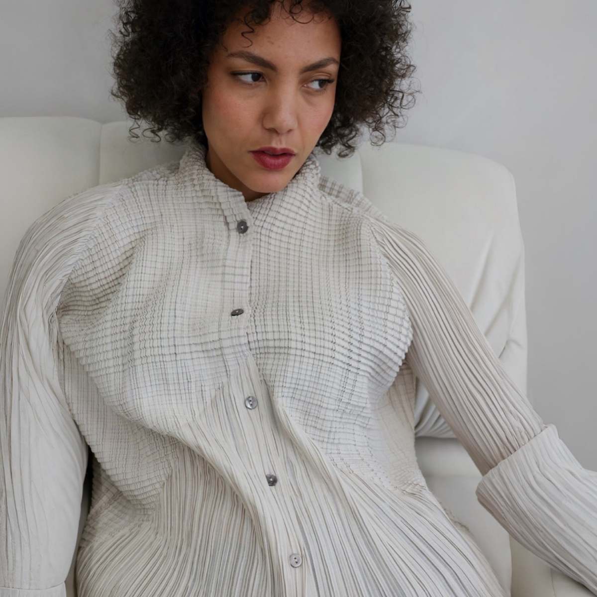 London Atelier Byproduct Multi Way Accordion Pleated Shirt - Image 8 of 10