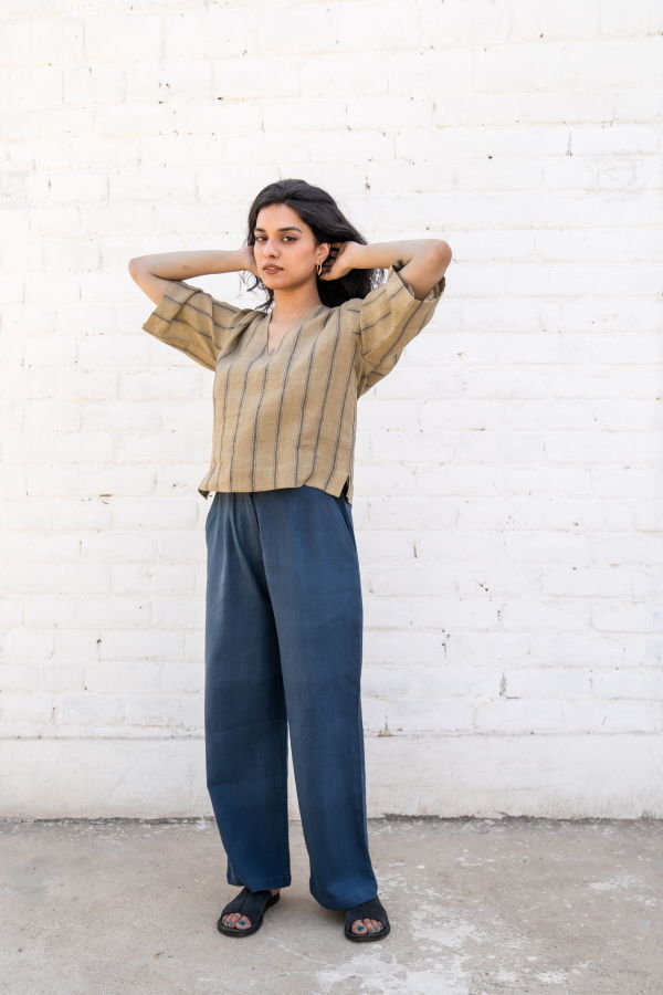 Studio Within Woods Top