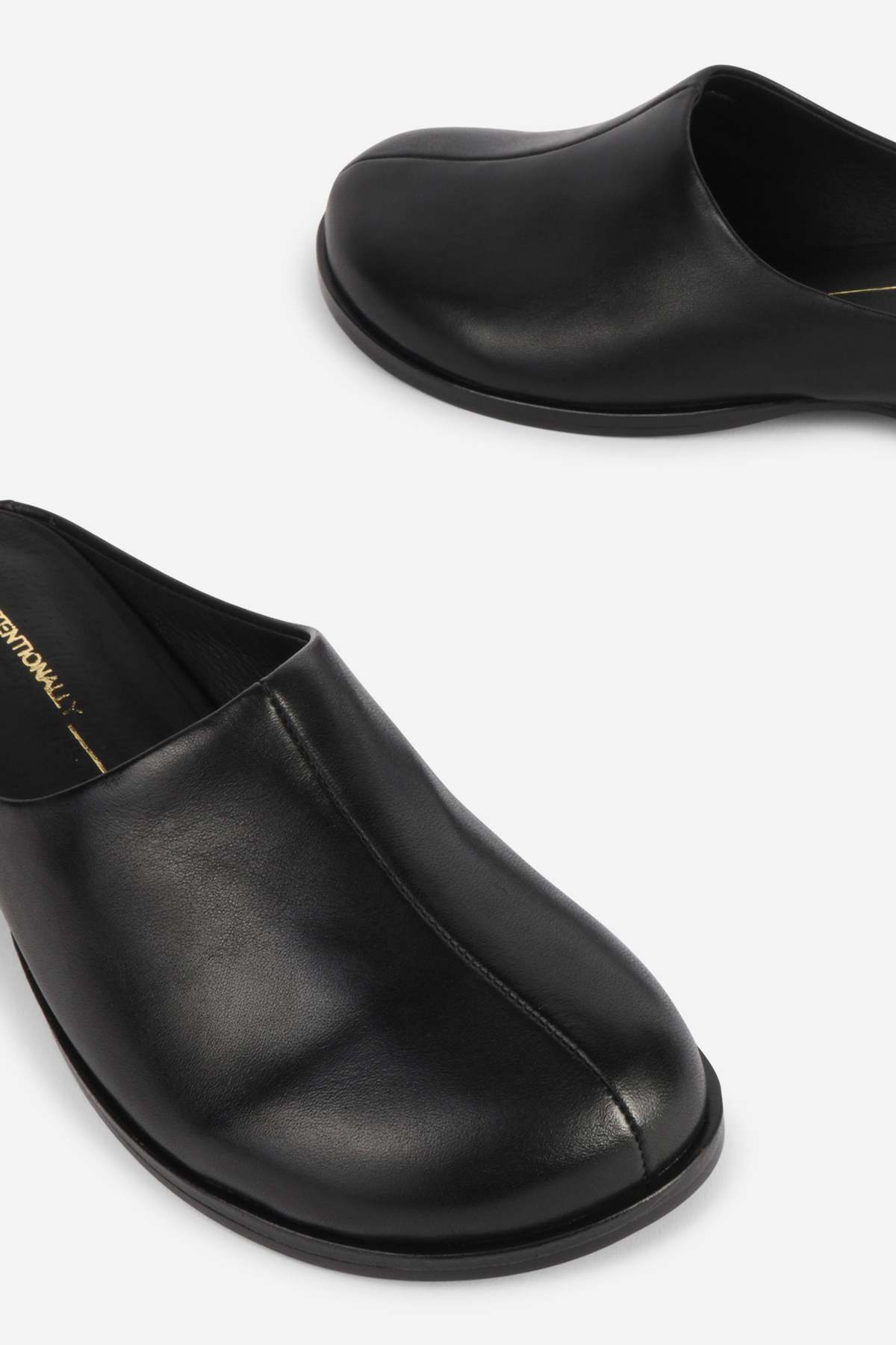 "INTENTIONALLY __________." SHIFT LEATHER BUBBLE CLOG - Black/WASABI - Image 4 of 12