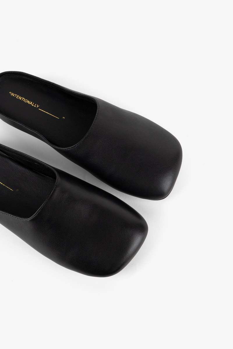 "INTENTIONALLY __________." Sync Mule