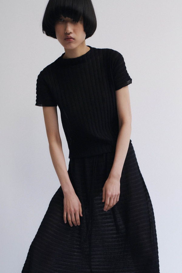 Rus Usugiri Top - Black