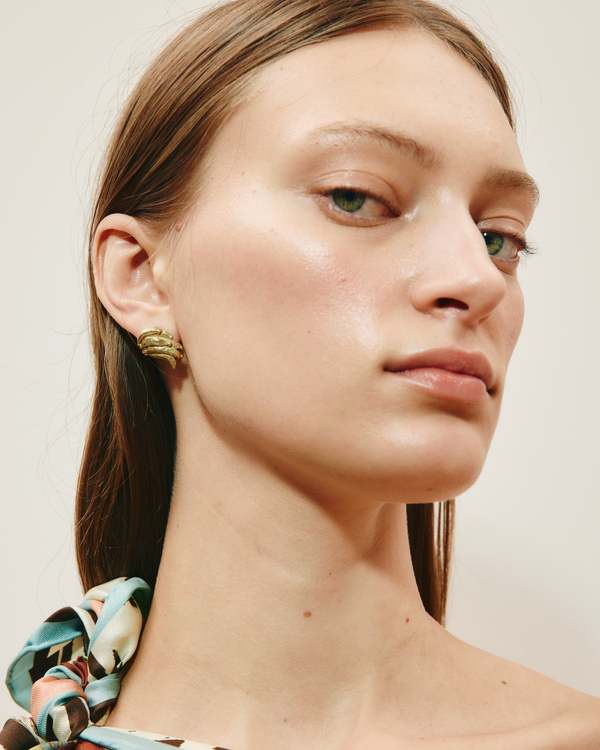 ALEMAIS Jem Banana Stud Earrings