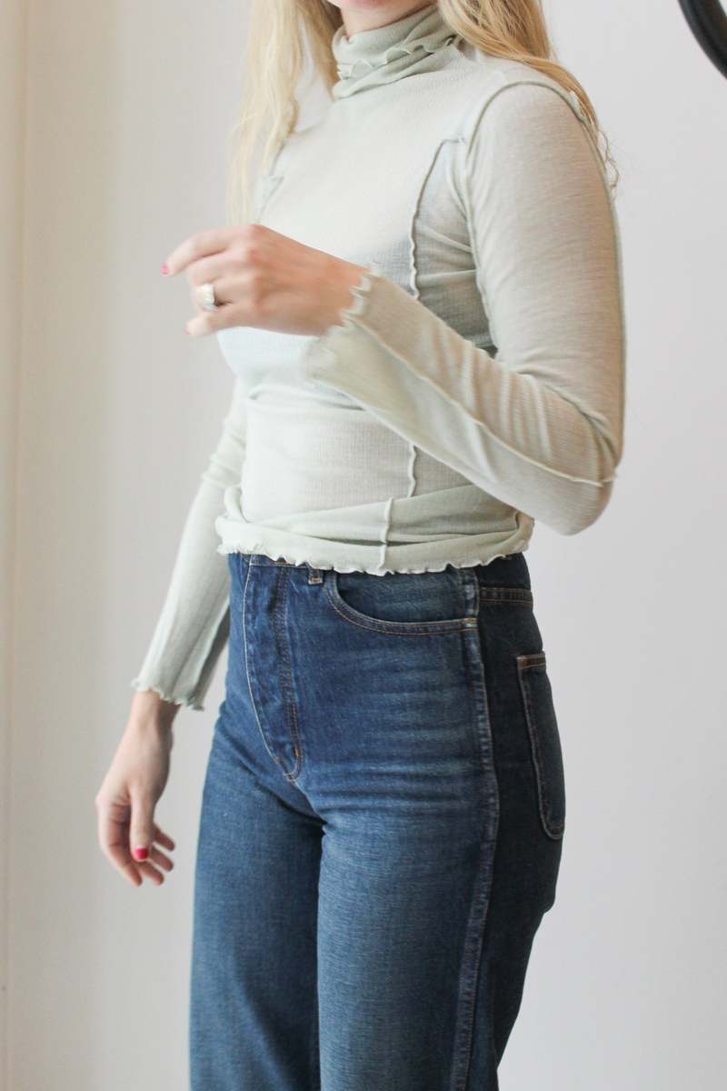 Baserange Omato Turtleneck - Brun Green | Garmentory