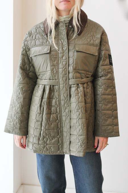 Ganni Shiny Quilt Vest Jacket - Black | Garmentory