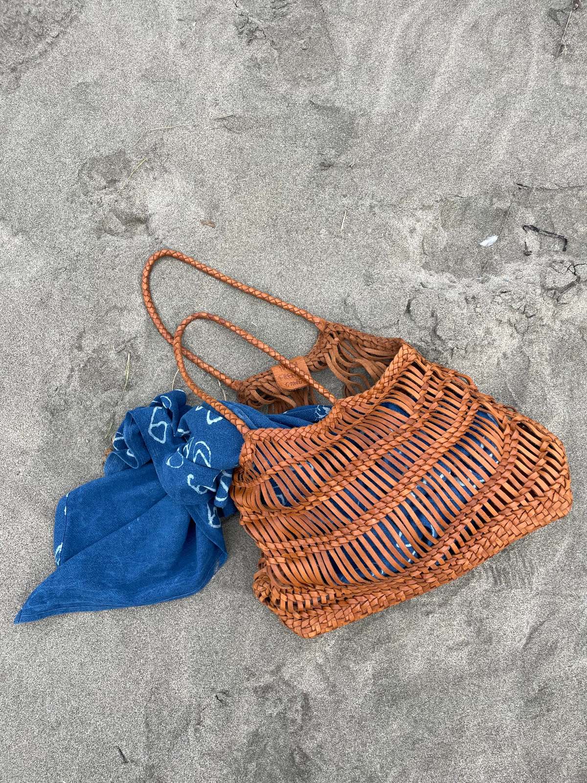 Happy French Gang California Throw - Indigo - Image 2 of 4