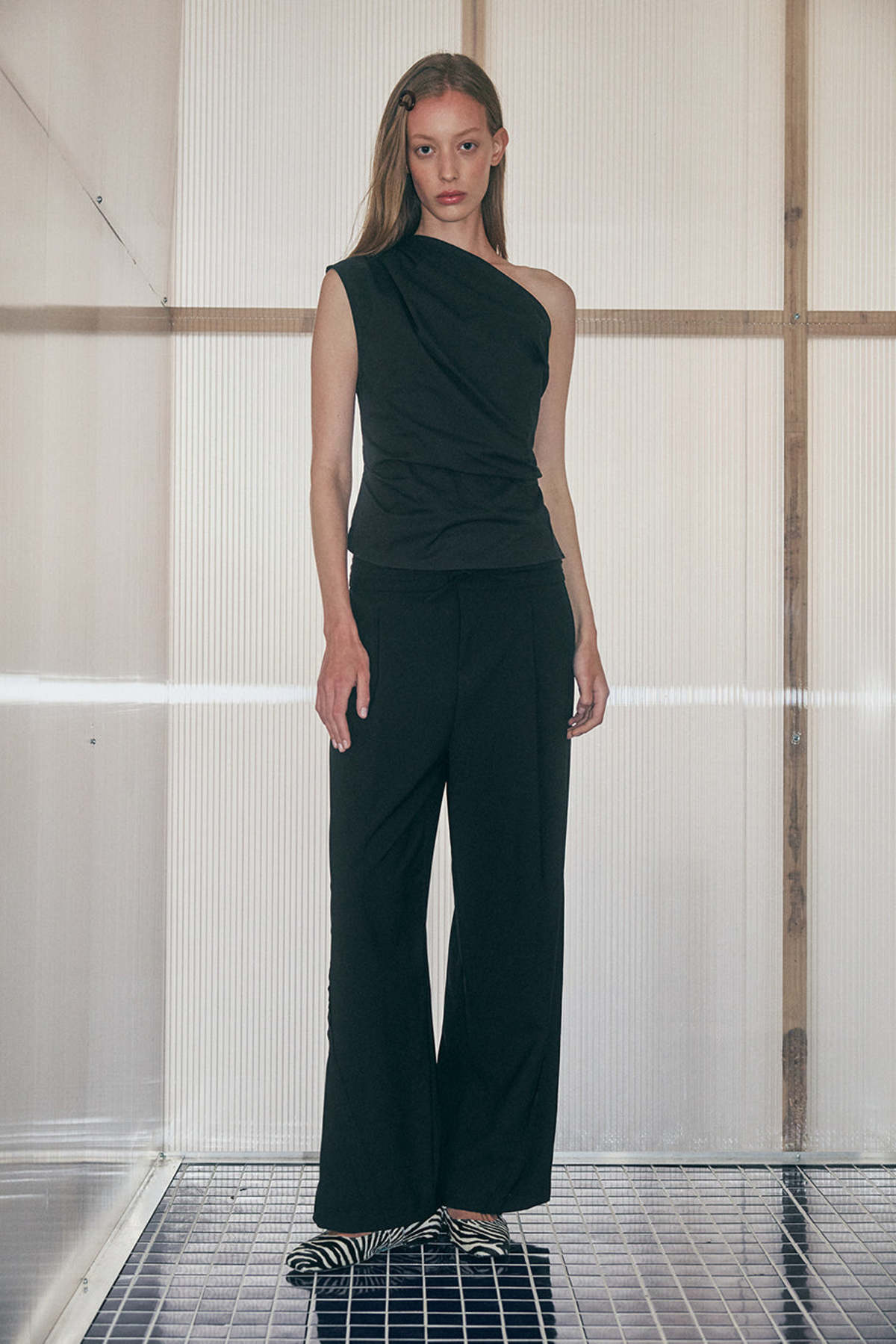 Muse the Label Ora Top - Black - Image 2 of 6