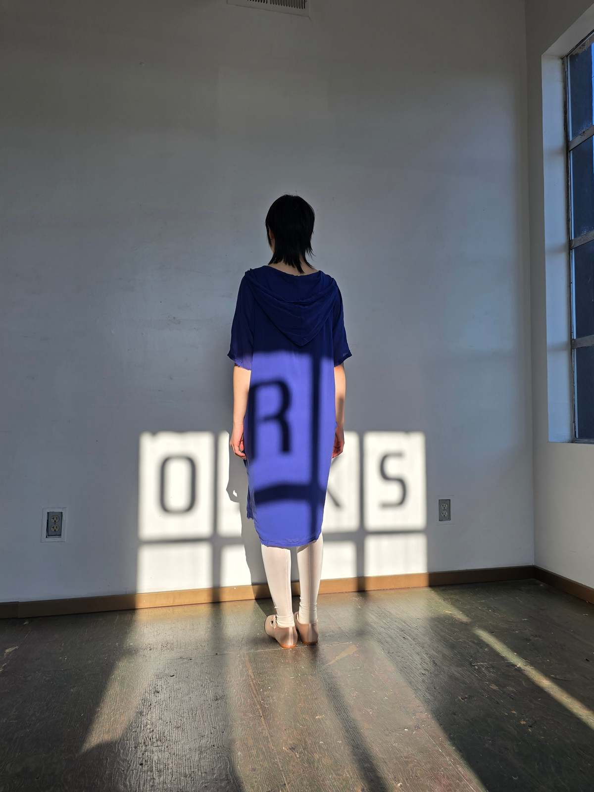 Vintage Hooded Blue Silk Dress - Image 2 of 6