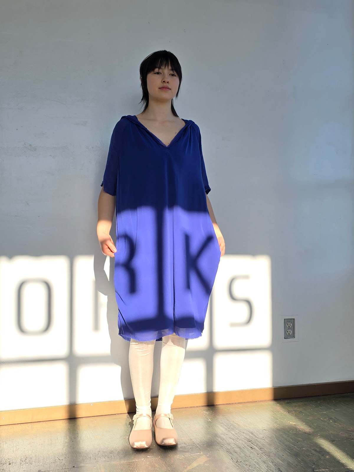Vintage Hooded Blue Silk Dress - Image 5 of 6