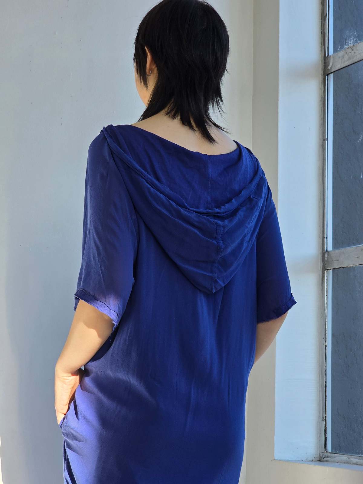 Vintage Hooded Blue Silk Dress - Image 6 of 6