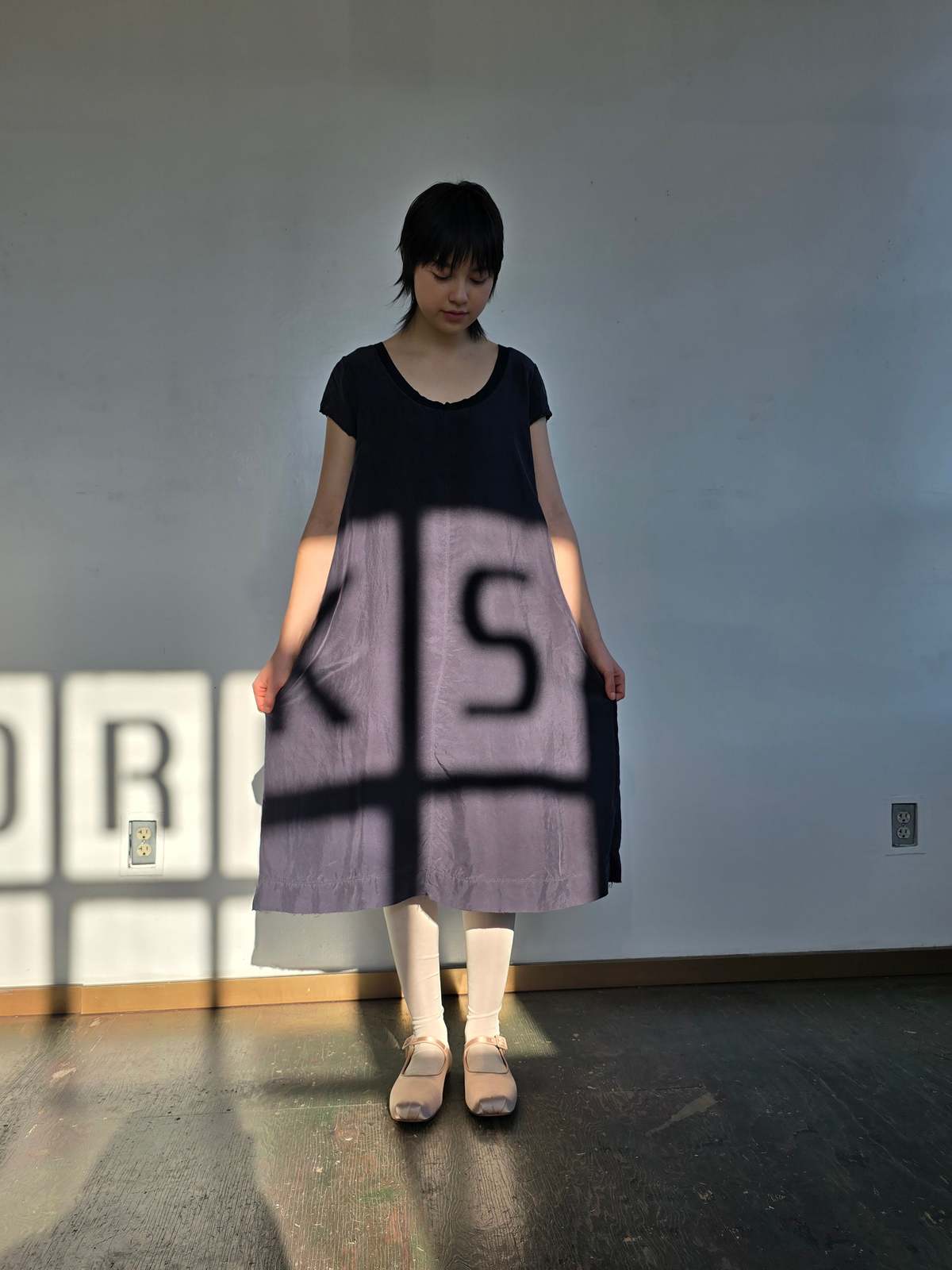 Vintage Luxe Black Silk Easy Dress - Image 2 of 4