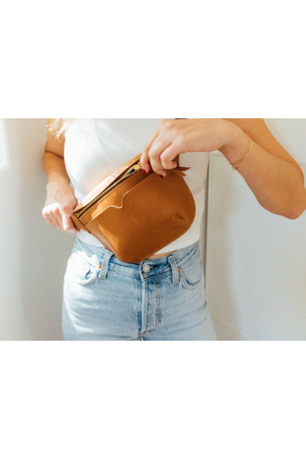 WP Standard Leather Sling Bag