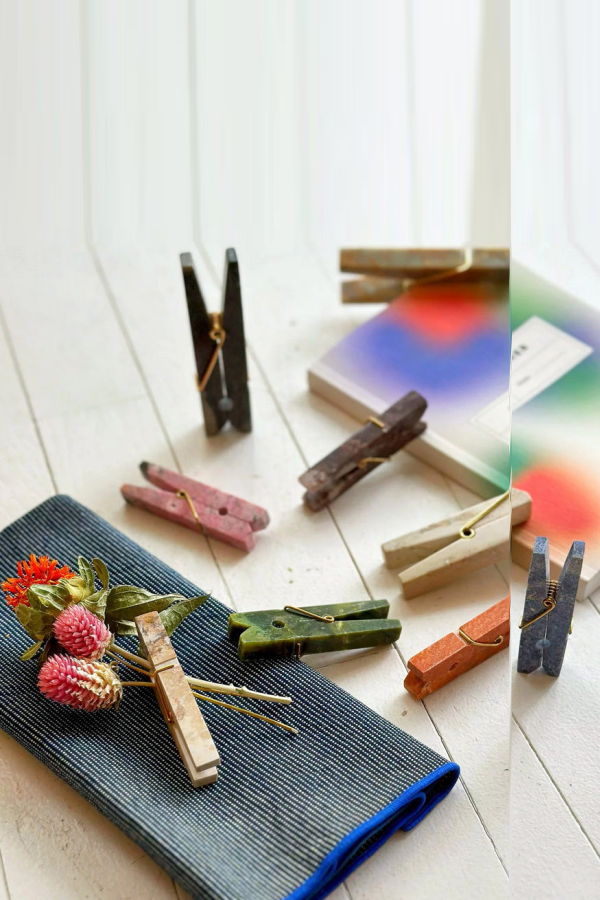 Dar Proyectos Decorative Gemstone Laundry Clip