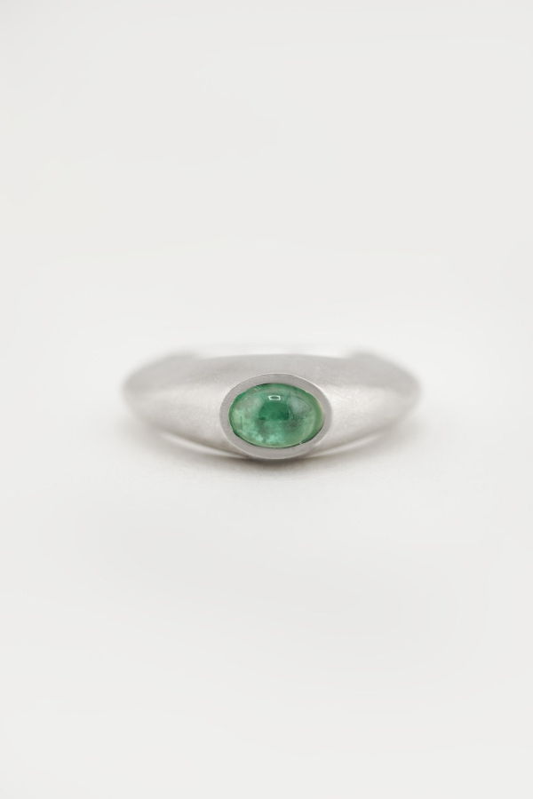 Emerald Roomi Ring
