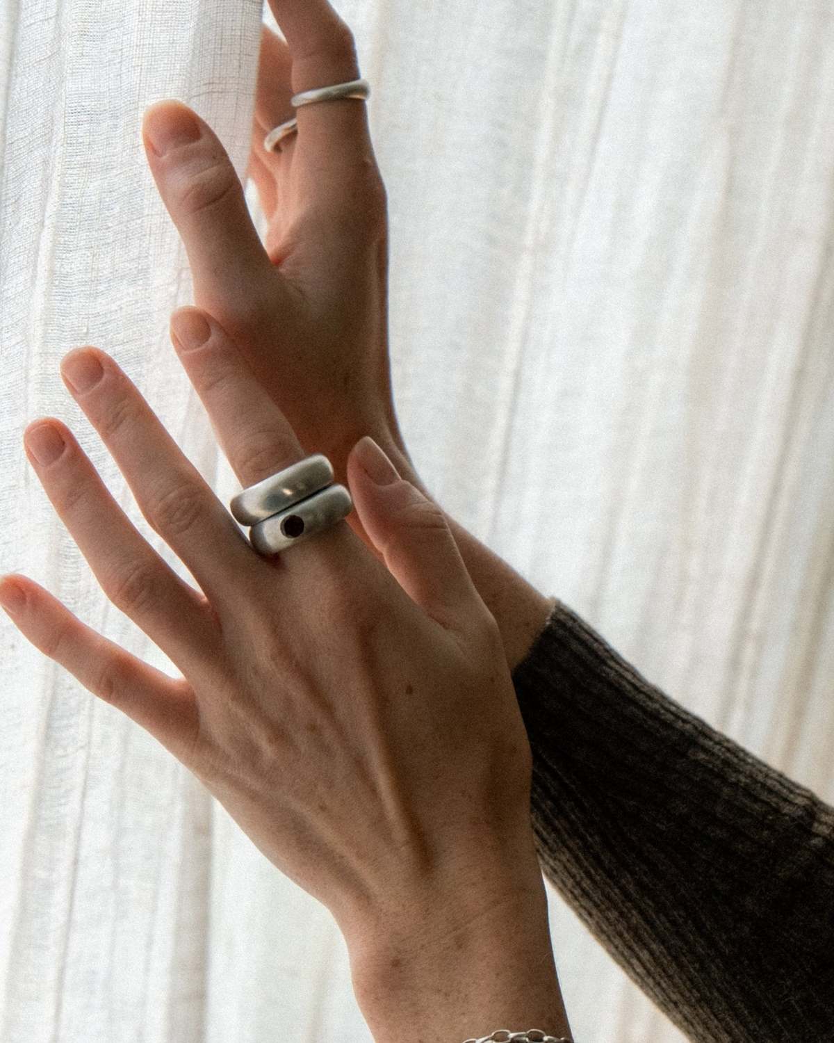 Luna Ring - Image 6 of 8