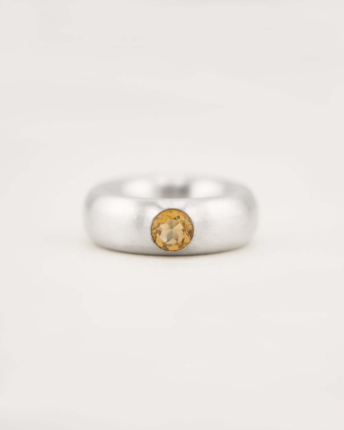 Luna Ring - Image 7 of 8