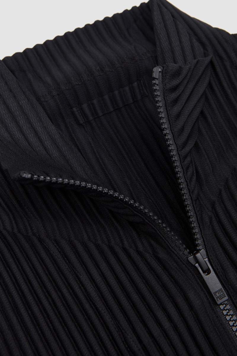 Issey Miyake Basics Zip-Up Shirt