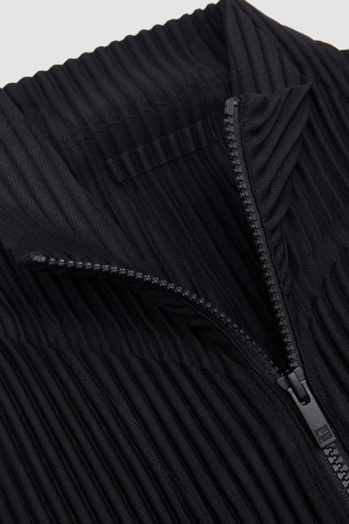 Issey Miyake Basics Zip-Up Shirt - Image 3 of 5
